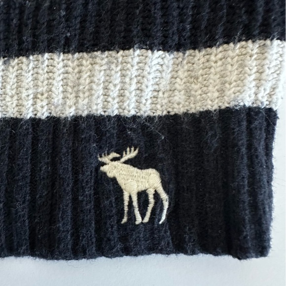 ABERCROMBIE | Kids Button Cardigan Striped Sweater - Size S - Picture 4 of 5